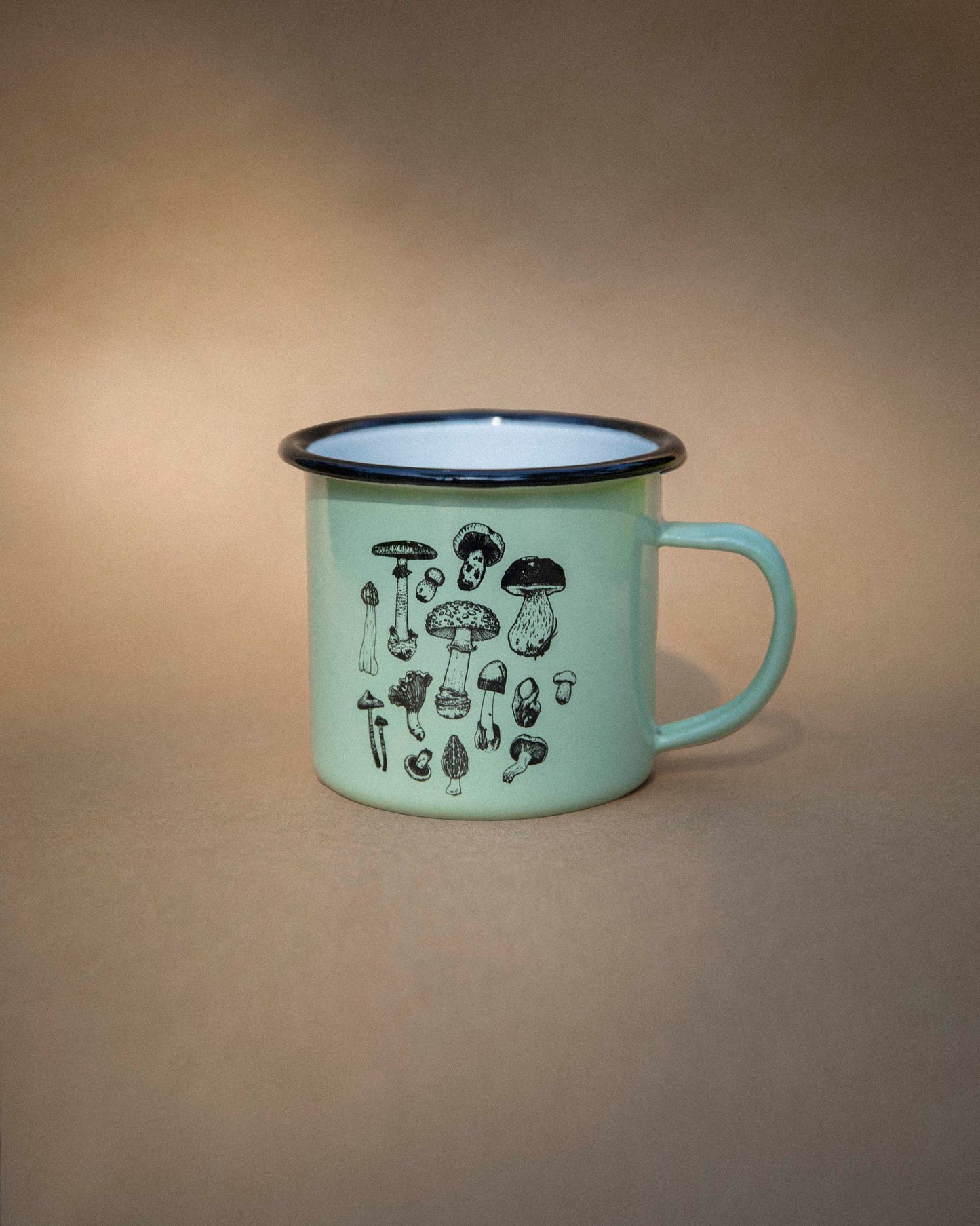 TASSE Motiv "Fungi Kingdom" von Finnja Anders CREMEGRÜN
